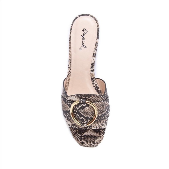 Beige brown snake one band slide sandals - Picture 4 of 4